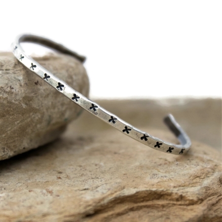 Sealed with a Kiss Cuff